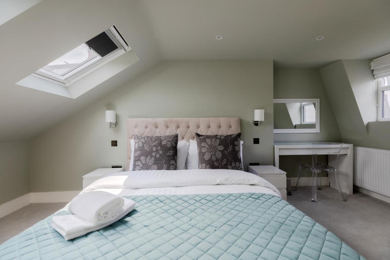Central, Stylish And Spacious 4 Bedroom House 2,5 Bathrooms In Shepherd's Bush Londres