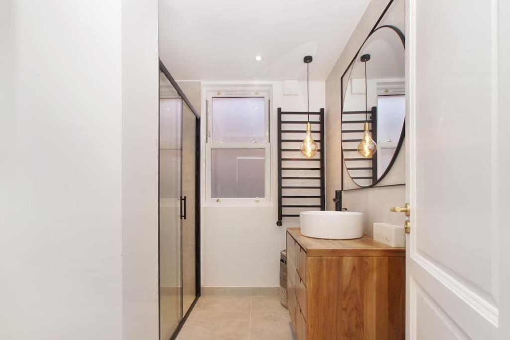 Newly Refurbished, Cosy & Modern In E17 Apartamento Londres