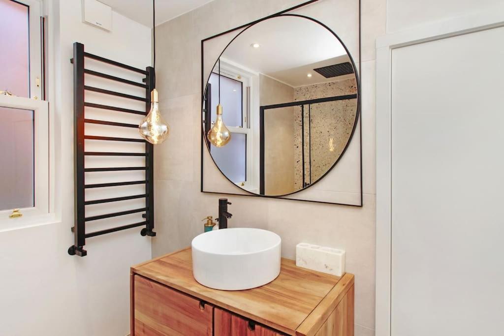 Appartement Newly Refurbished, Cosy & Modern In E17 Londen