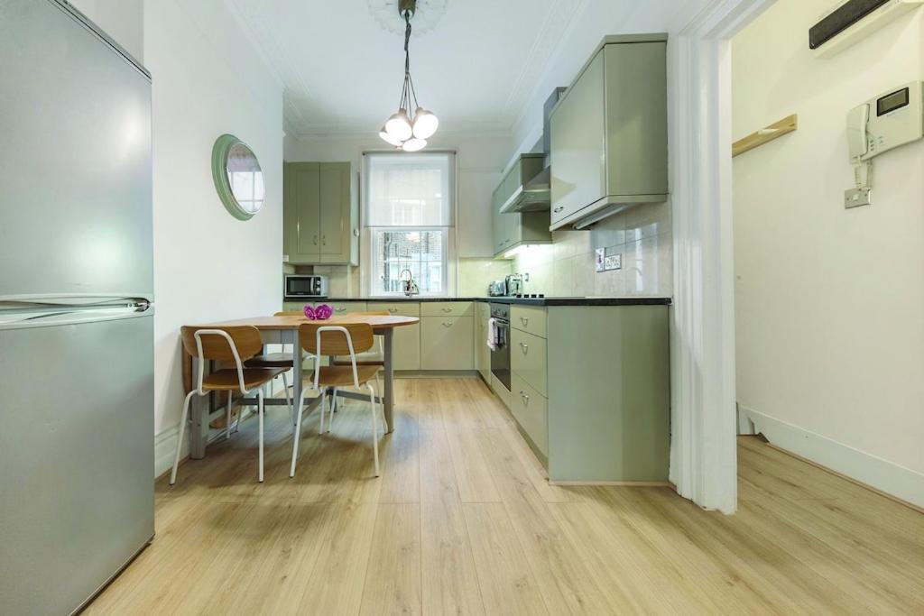 Apartment 3 Bedroom In Westminster London
