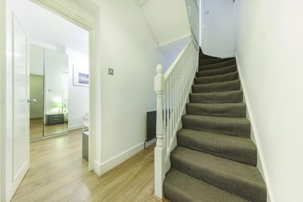 Apartment 3 Bedroom In Westminster London