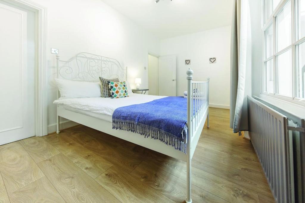 3 Bedroom In Westminster *
