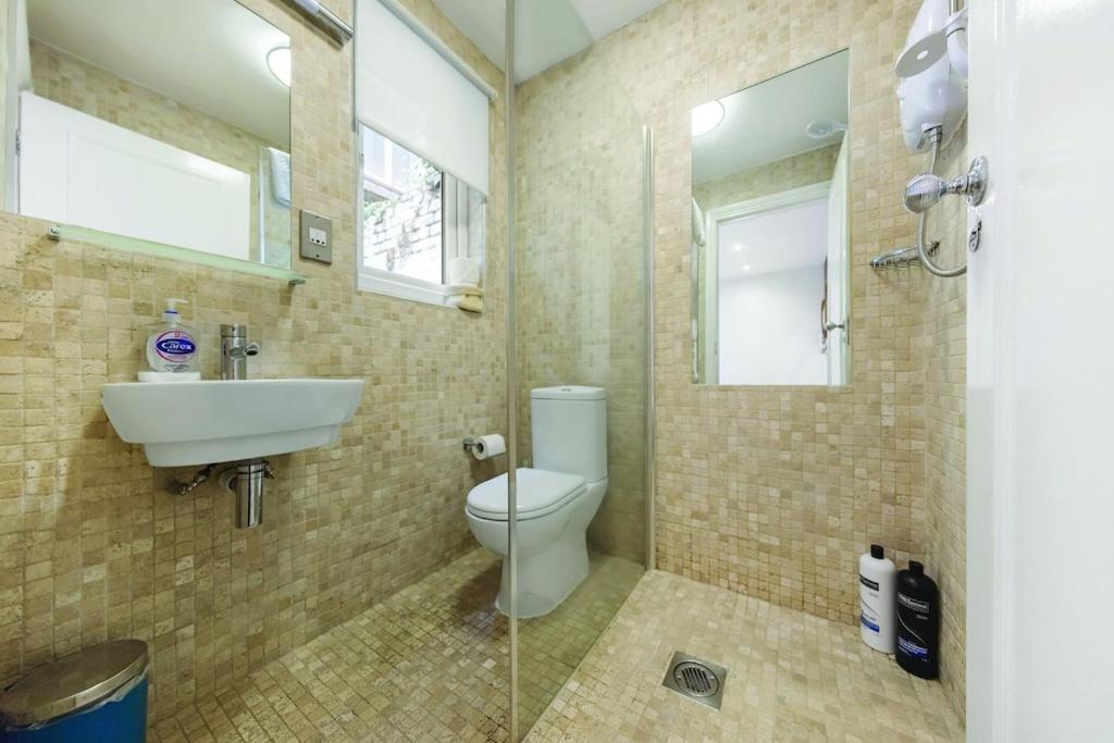 Apartment 3 Bedroom In Westminster *