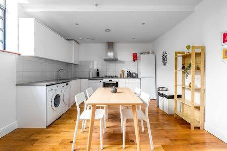 Apartamento Trendy East Flat Sh11