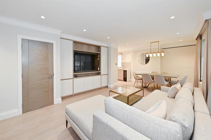Apartment Ultra Luxury 3 Bed Mayfair *