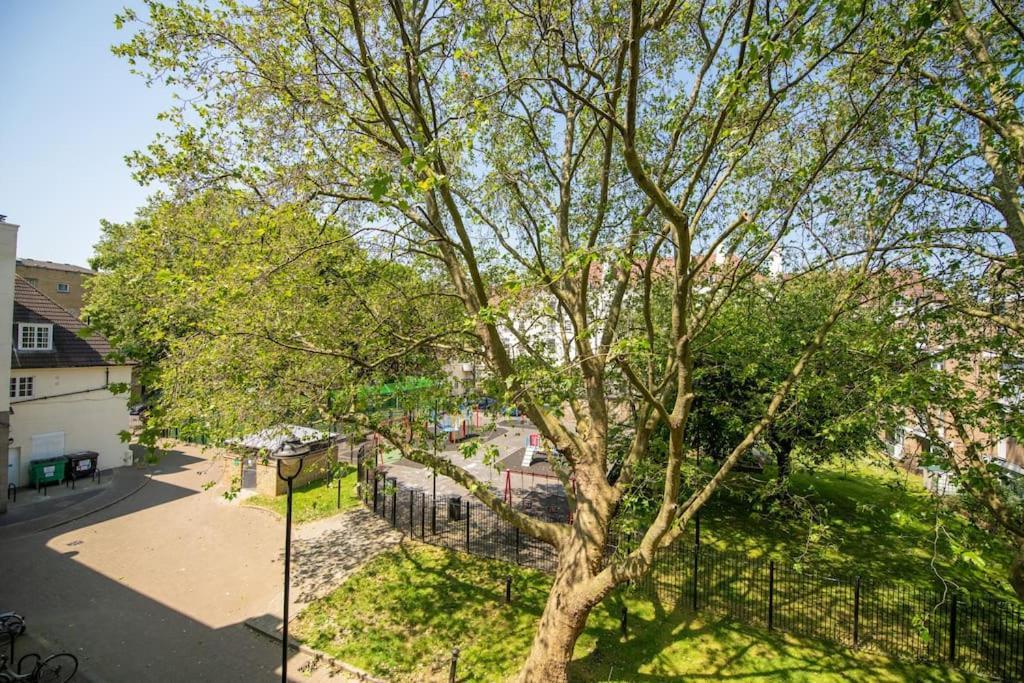 Charming 2 Bedroom Flat In The Heart Of Kings Cross,