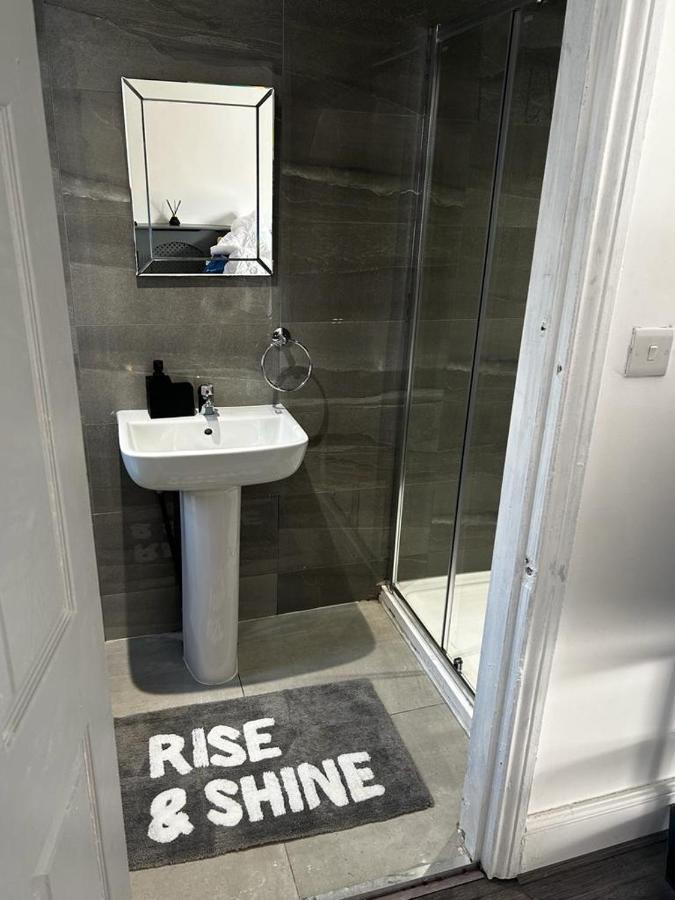 Acton 2 Bedroom With Two Bathrooms Apartment