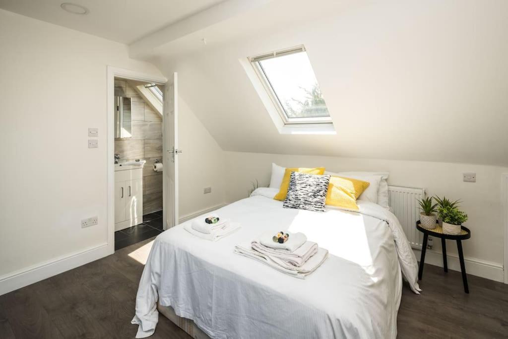 Golders 5 Stars Modern * Londen