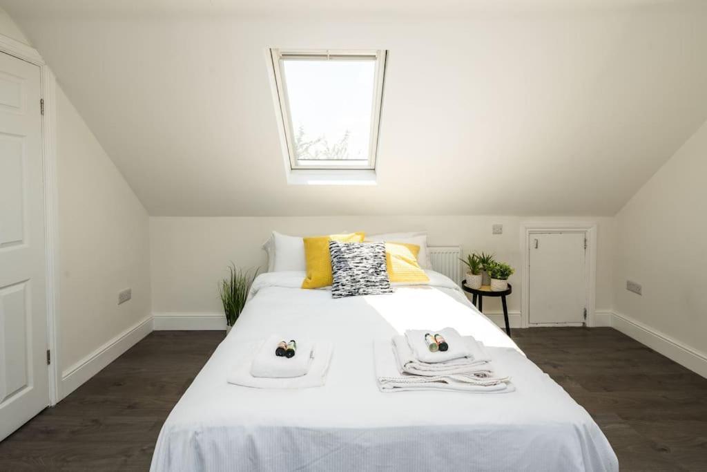 Golders 5 Stars Modern Appartement