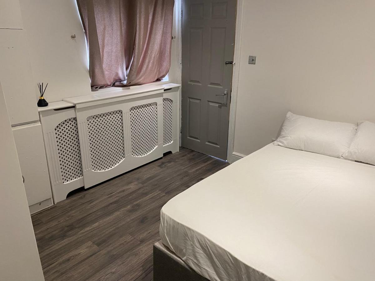 Acton 2 Bedroom With Two Bathrooms