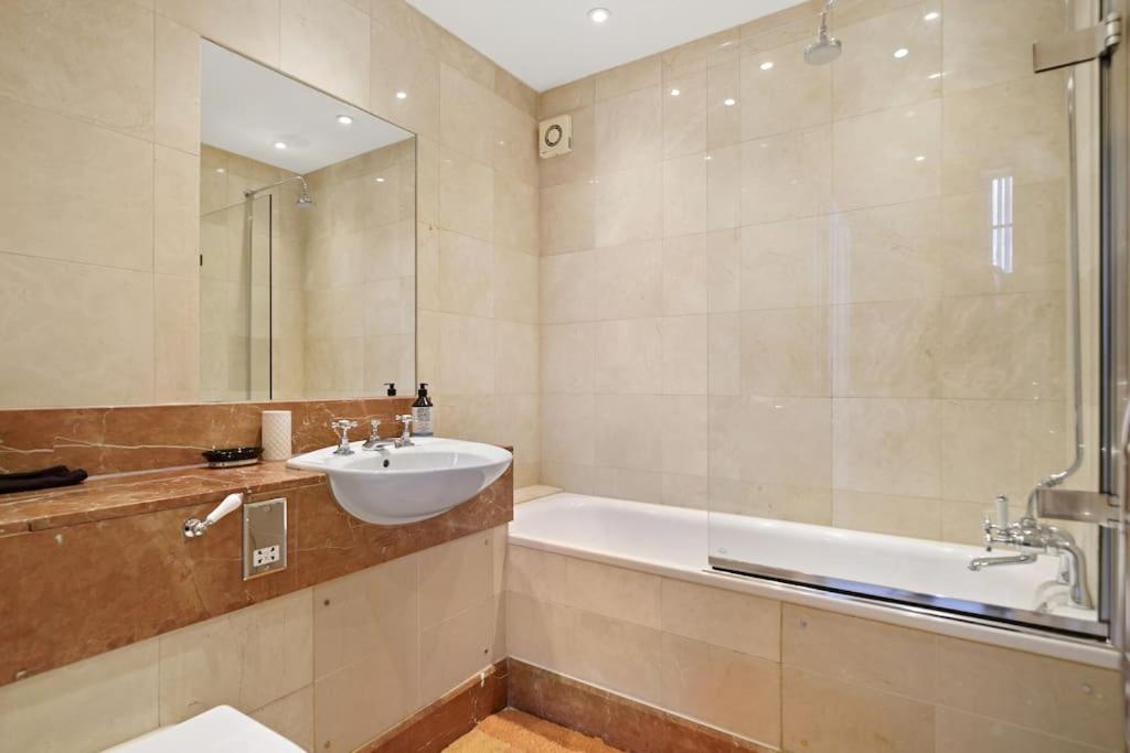 Three Bedroom In Sloane Square Apartamento Londres