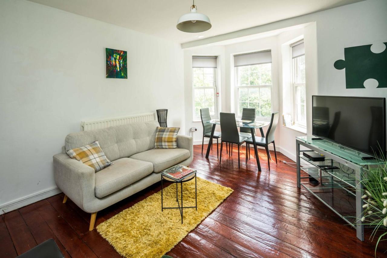 Cosy 3bd For 6 / 6 Beds Londen
