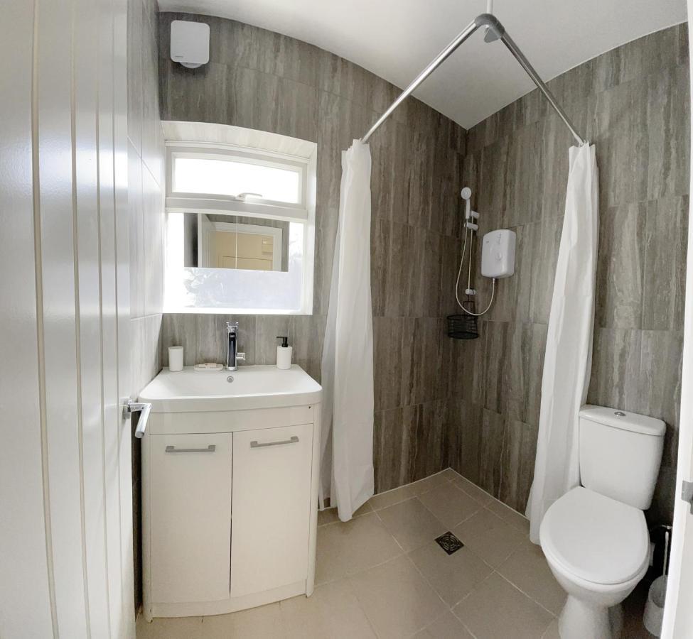 Cosy Bright Close To Wembley Stadium Londres