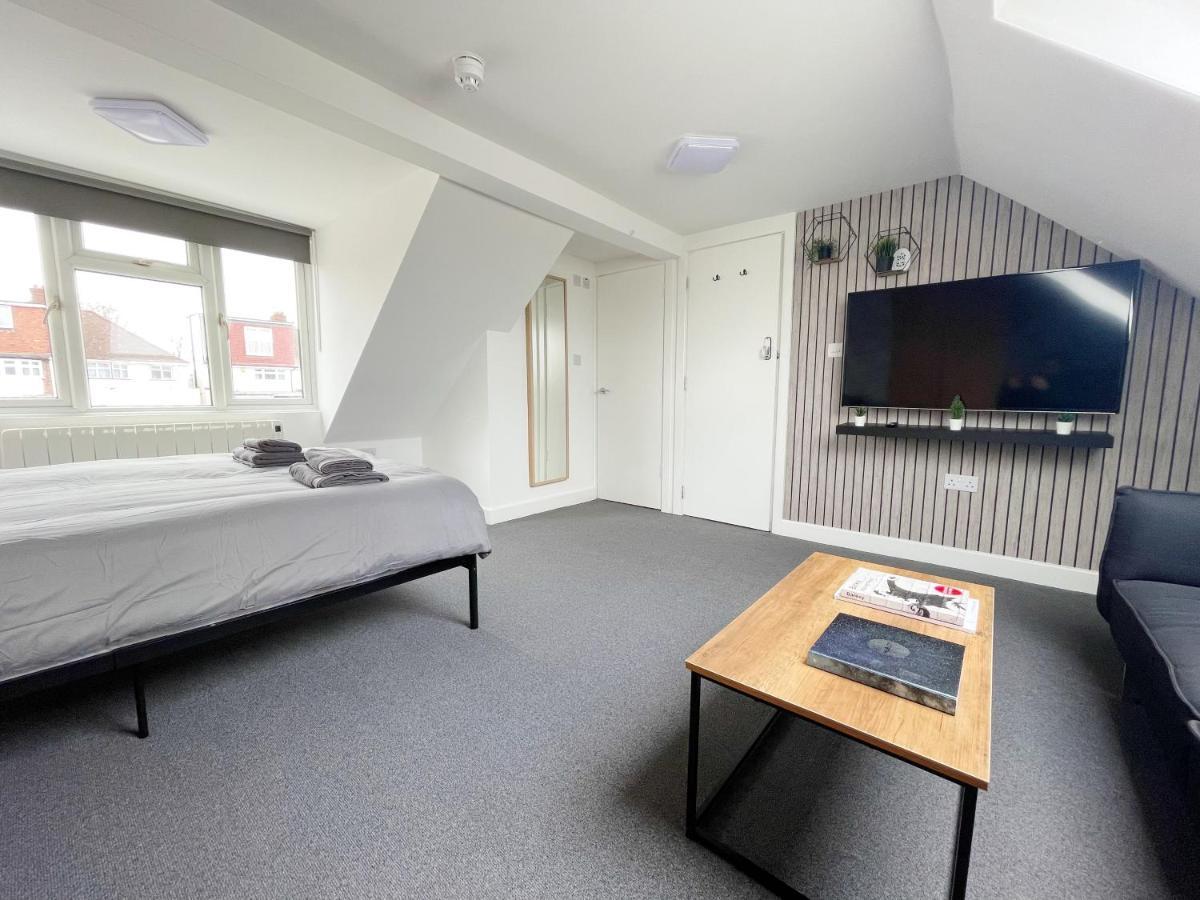 Cosy Bright Close To Wembley Stadium * Londres