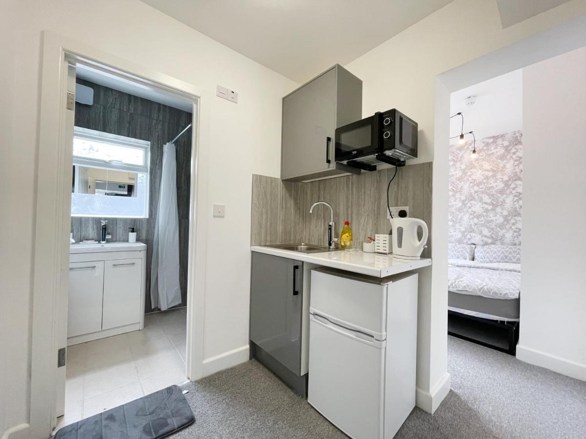 Cosy Bright Close To Wembley Stadium Londres