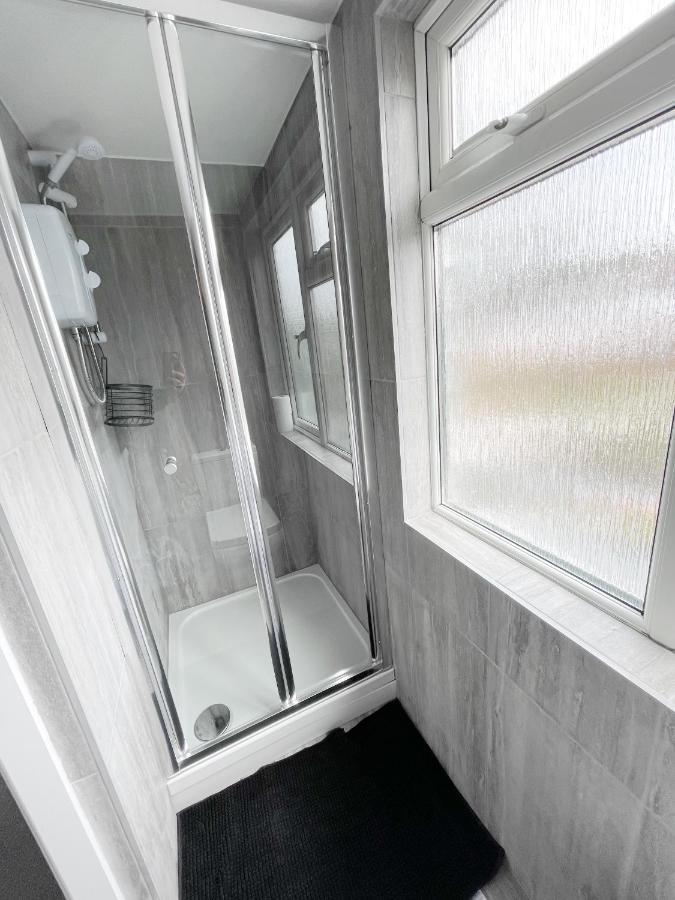 Cosy Bright Close To Wembley Stadium Apartamento *