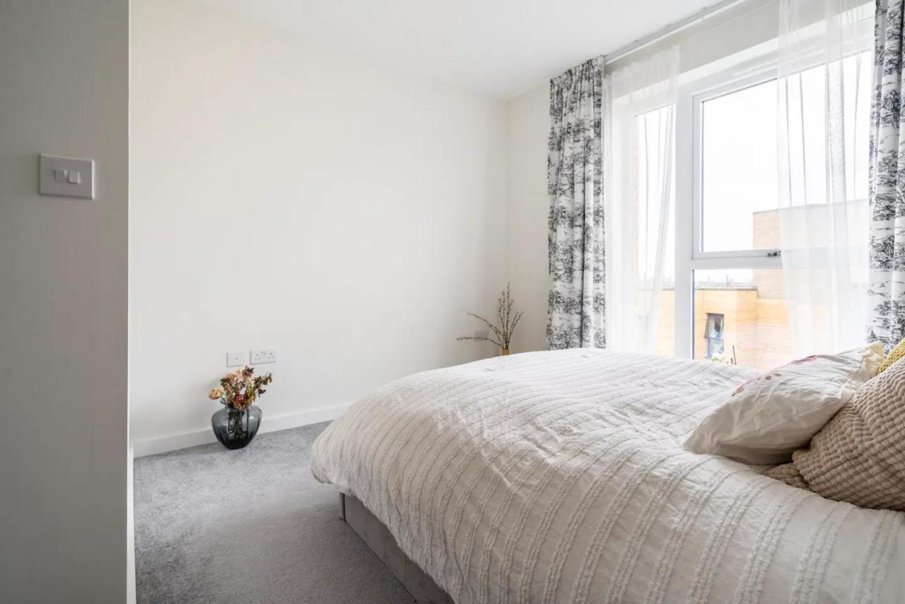Apartamento Sunny Luxury Skyline Flat Near Alexandra Palace, Tottenham Stadium & Drumsheds *