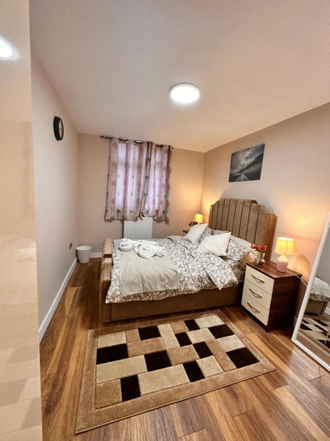 Guest house Canary Wharf Single Double And En-suite *