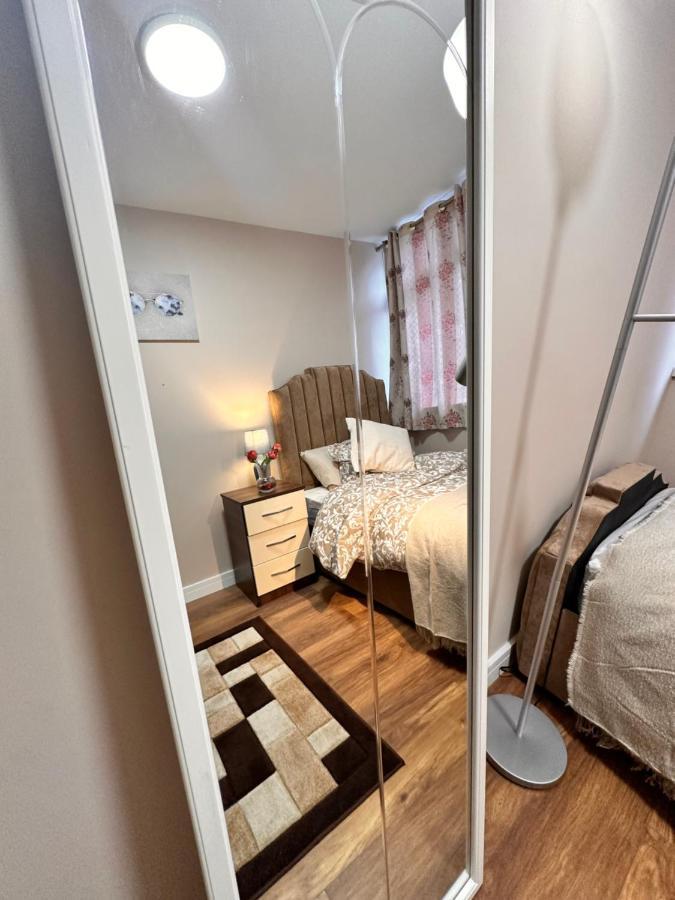 Guest house Canary Wharf Single Double And En-suite *