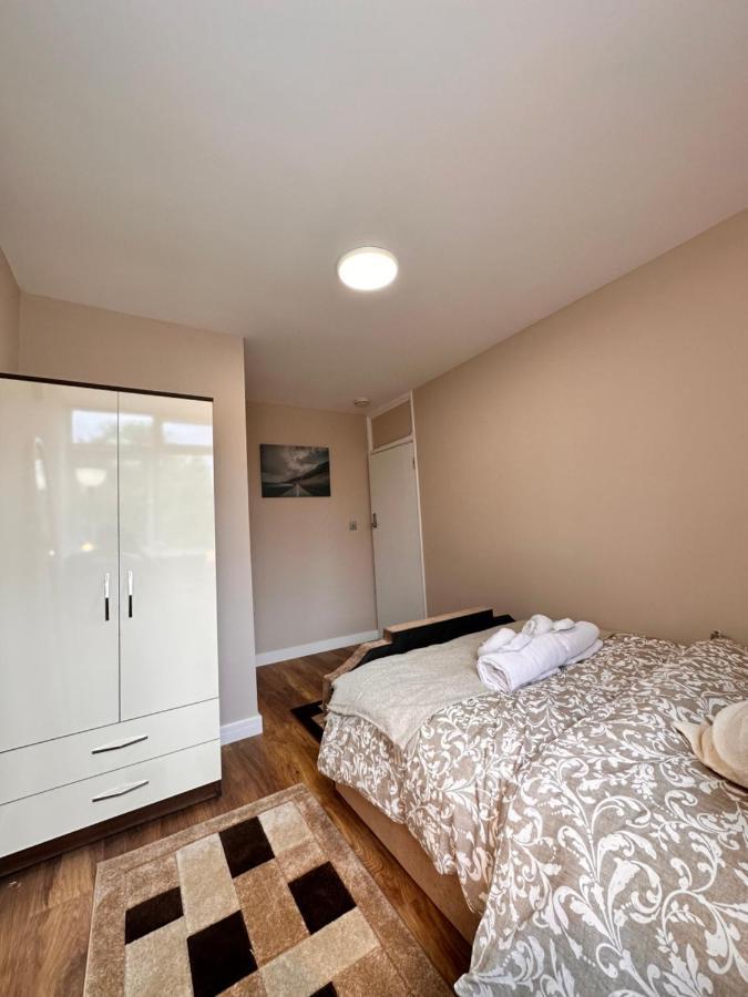 Guest house Canary Wharf Single Double And En-suite *