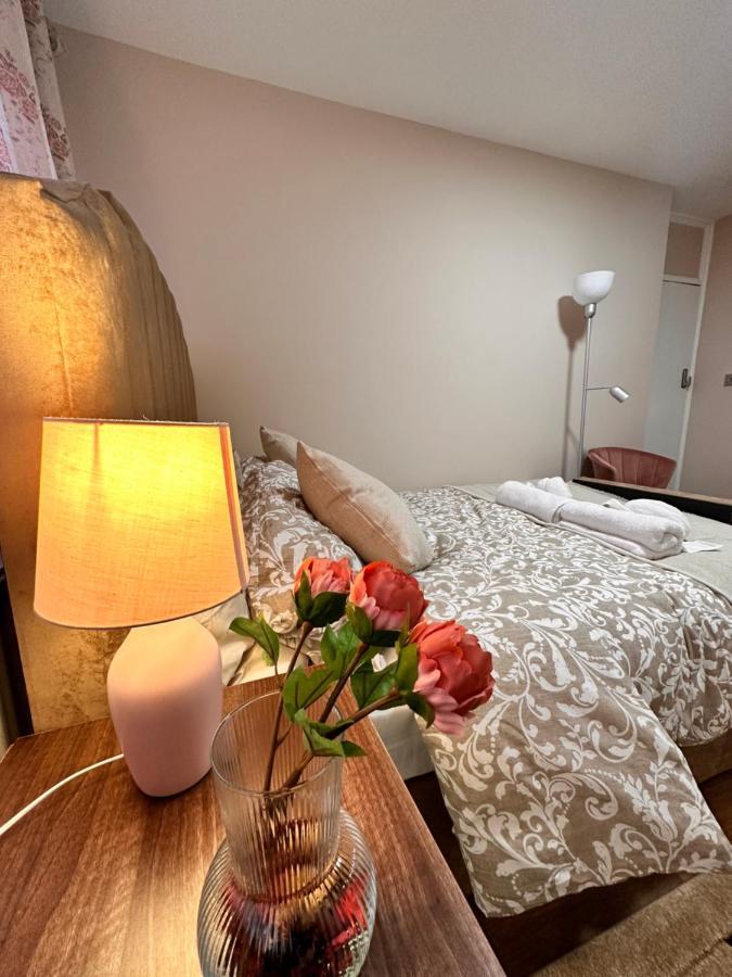 Guest house Canary Wharf Single Double And En-suite