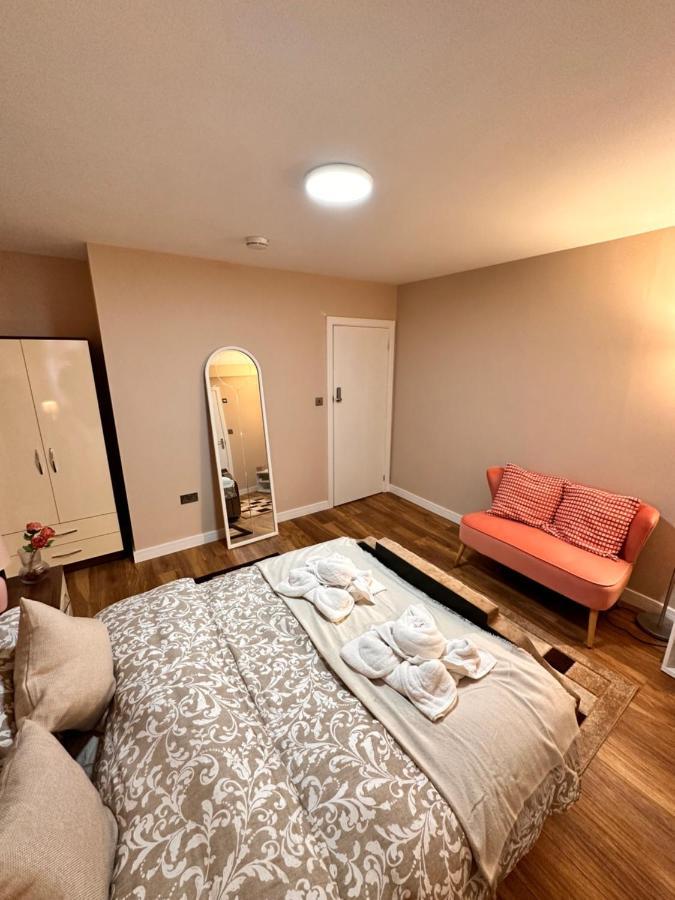 Canary Wharf Single Double And En-suite Guest house *