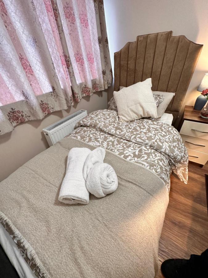 Canary Wharf Single Double And En-suite London