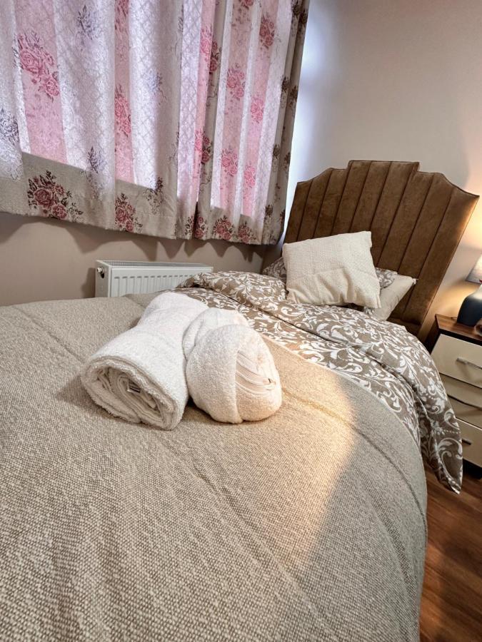 Canary Wharf Single Double And En-suite Guest house