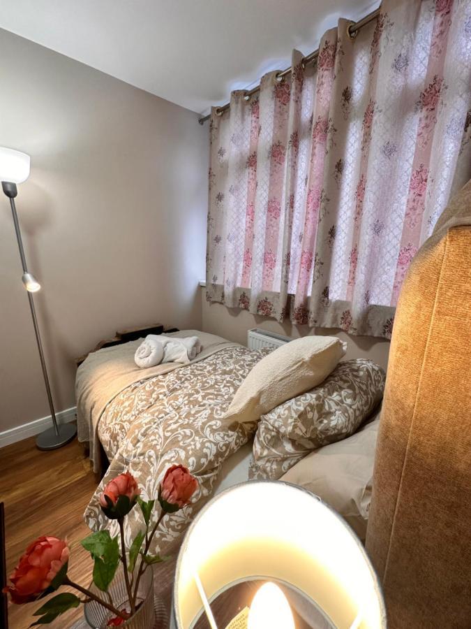 Guest house Canary Wharf Single Double And En-suite