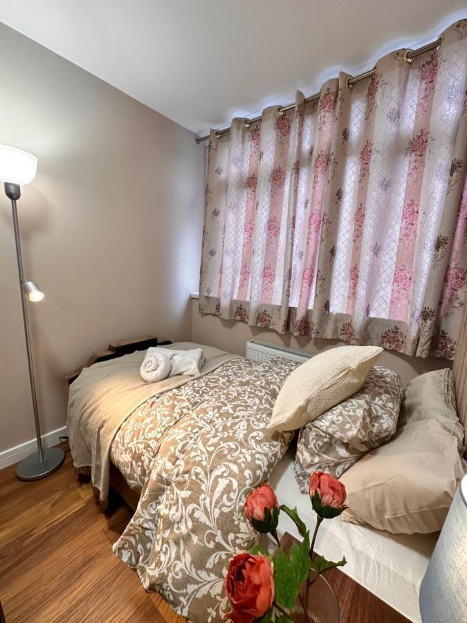 Canary Wharf Single Double And En-suite *
