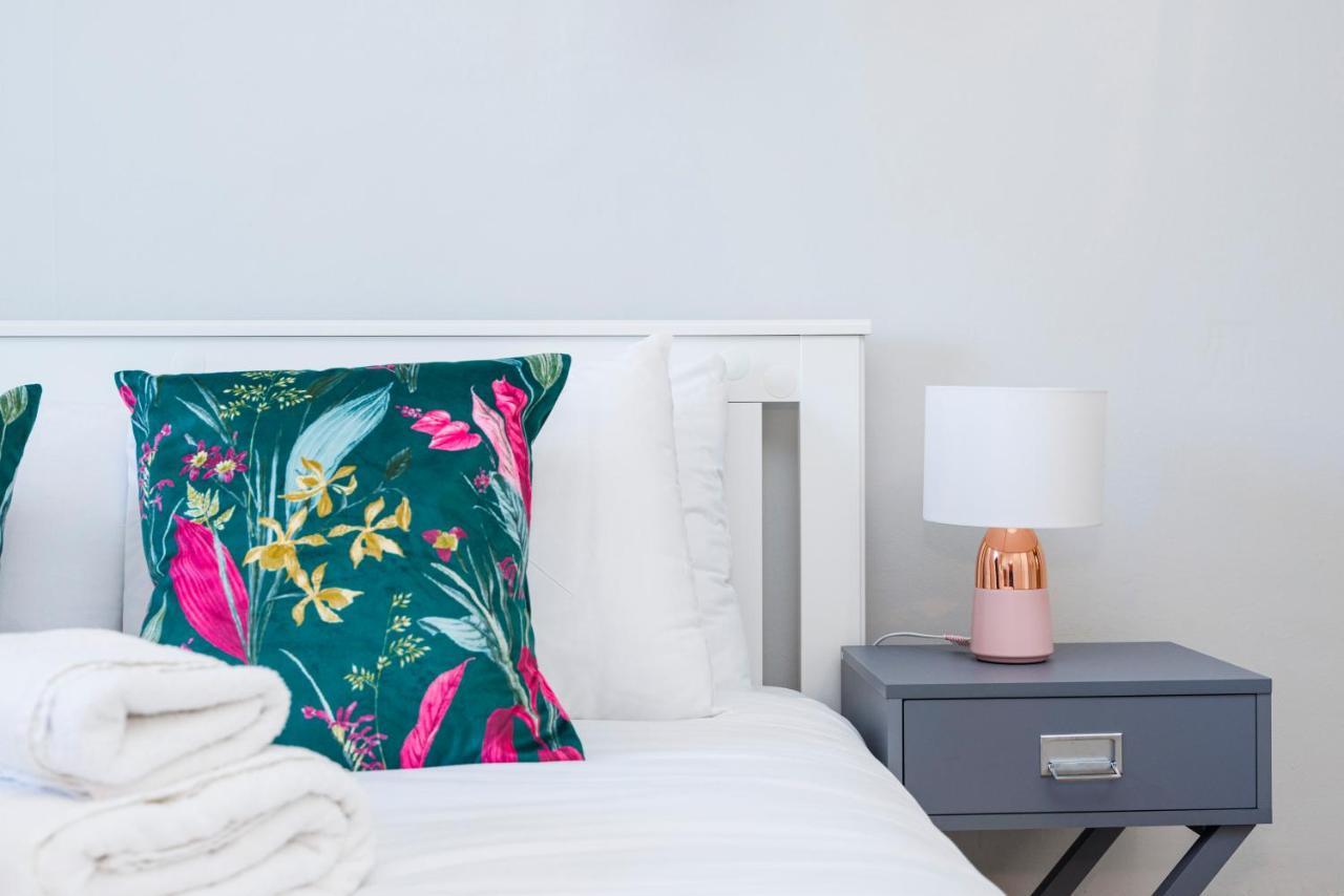 Welcomestay Colliers Wood Two Bed - Away From