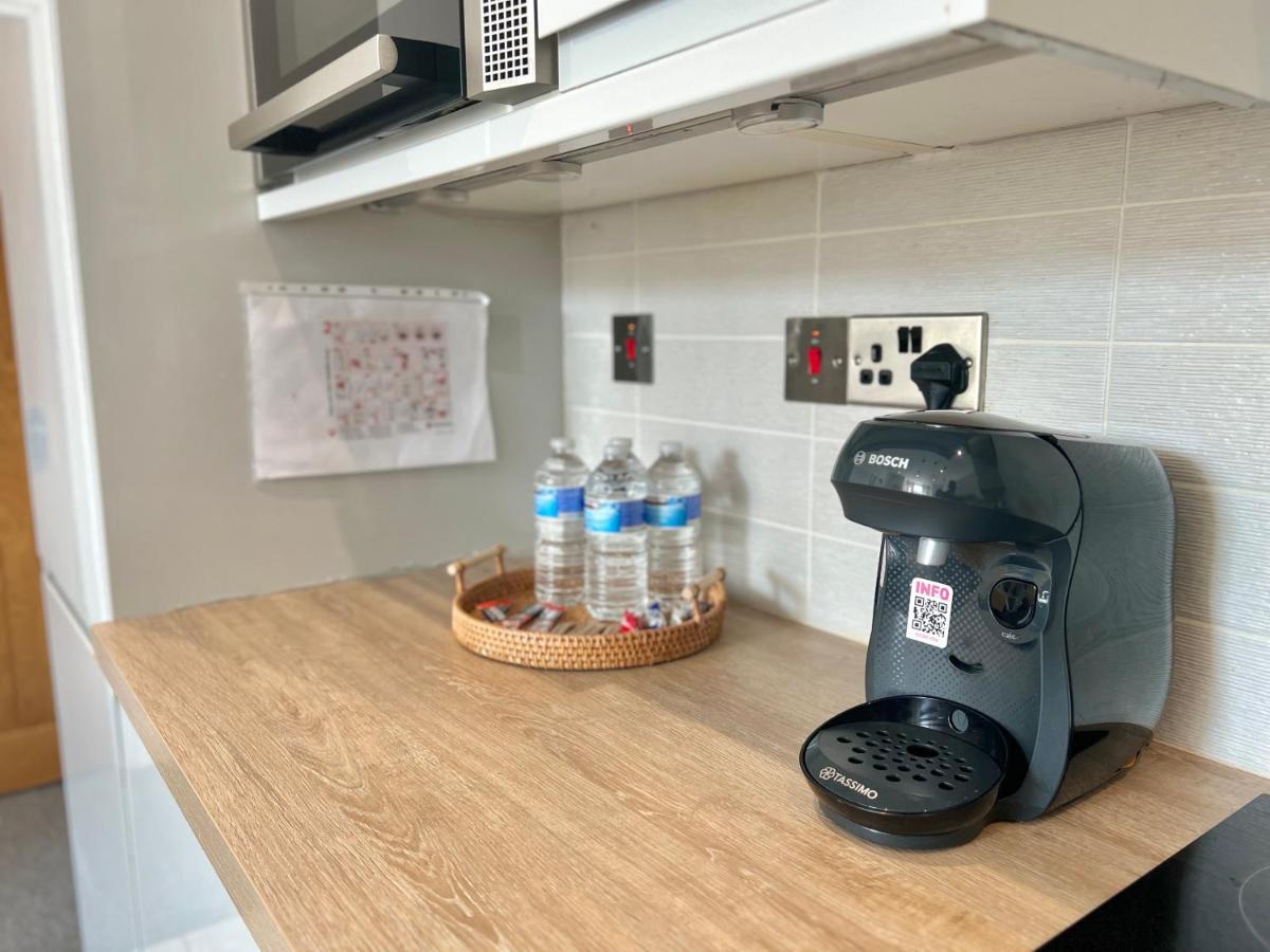 Stunning 2 Bed 2 Bath Luxury Apartment! Londres