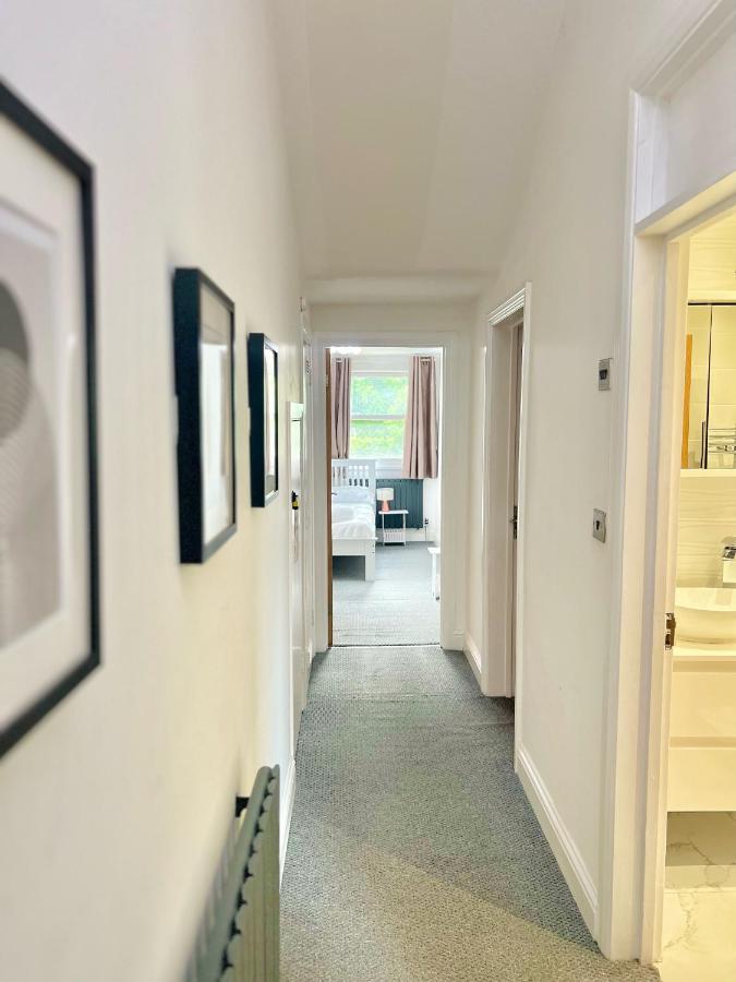 Stunning 2 Bed 2 Bath Luxury Apartment! Londres