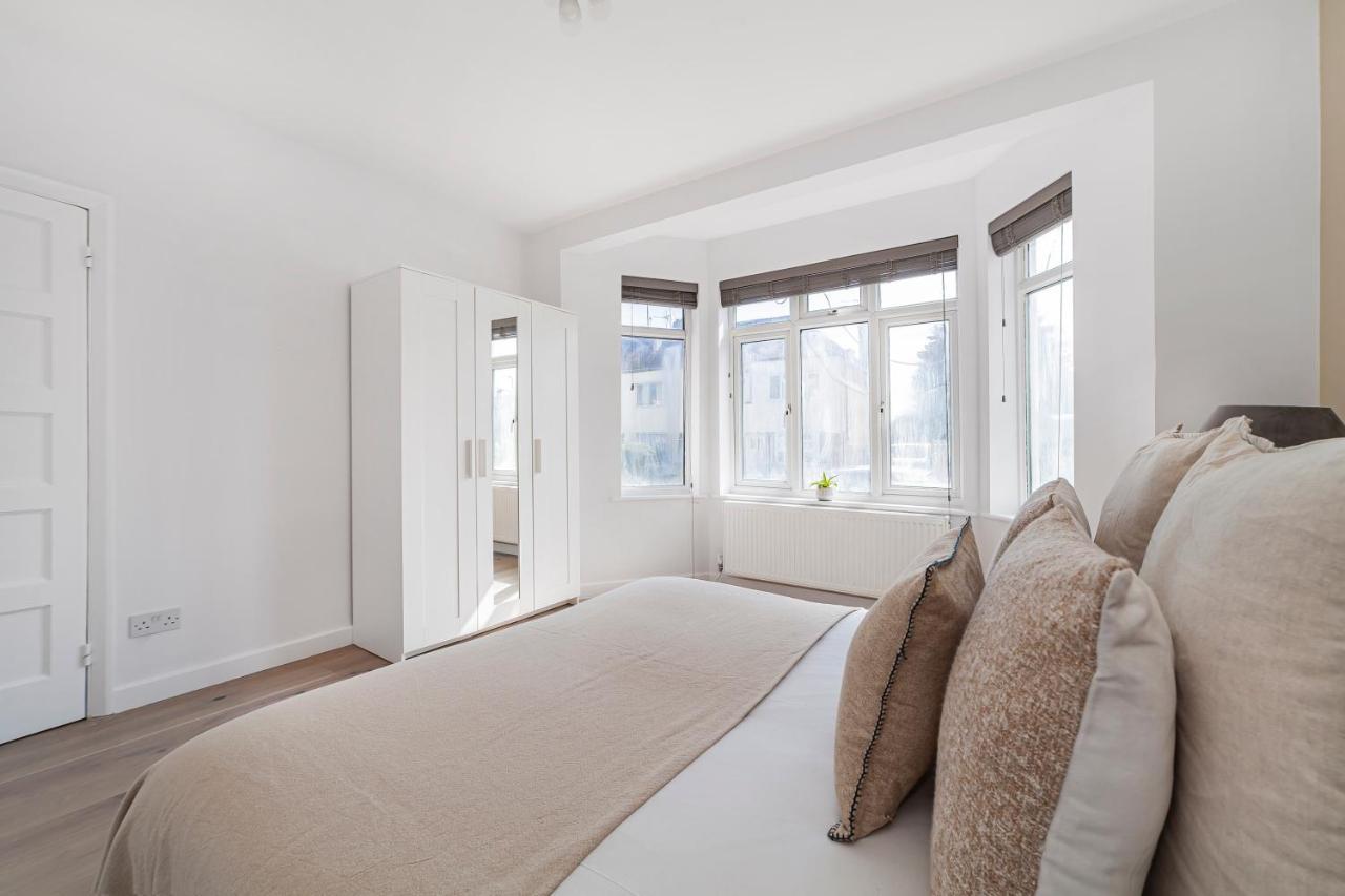 The Neasden Apartment *