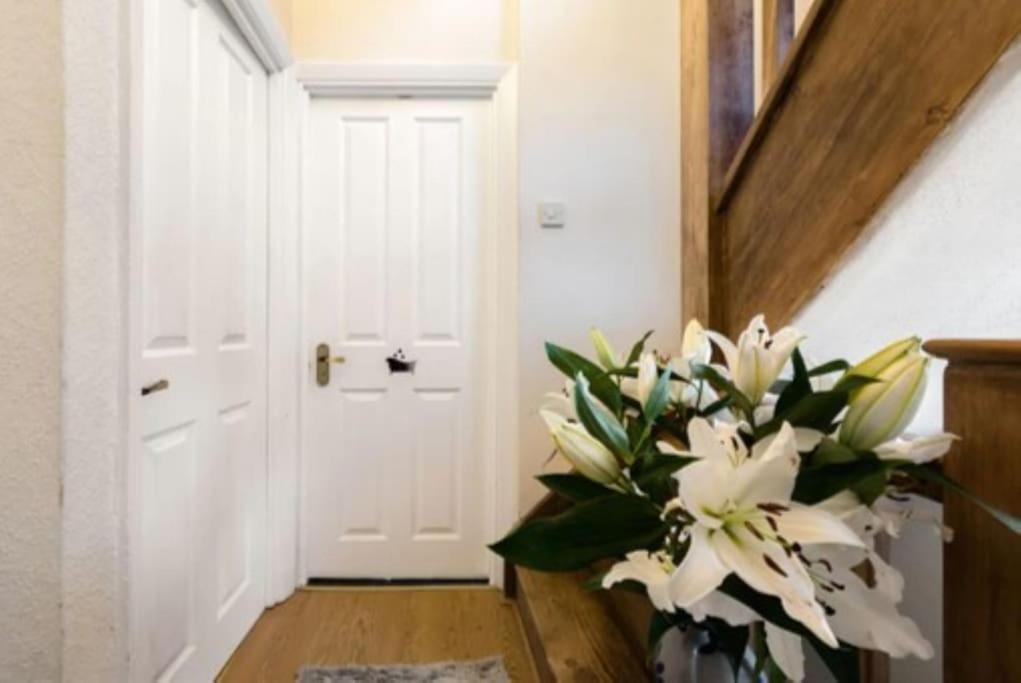 Apartment Wembley 2 Bed/2 Bath Modern Apt