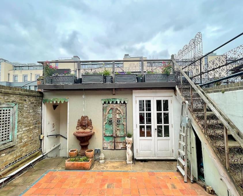 Golborne Road 3 Bedrooms Antique Rooftop Terrace Flat * Londres