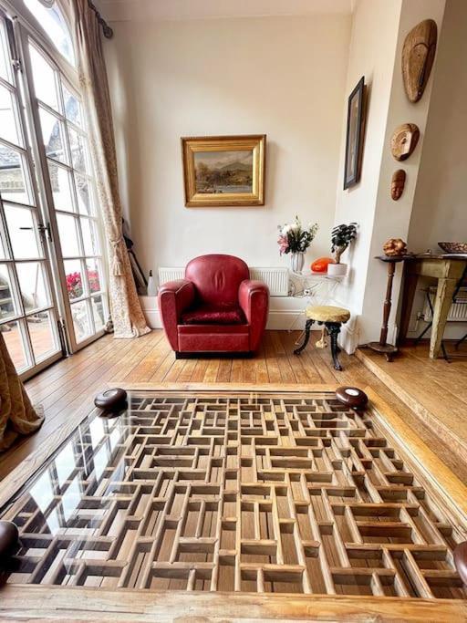 Golborne Road 3 Bedrooms Antique Rooftop Terrace Flat * Londres