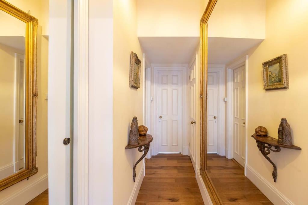 Golborne Road 3 Bedrooms Antique Rooftop Terrace Flat Apartamento Londres