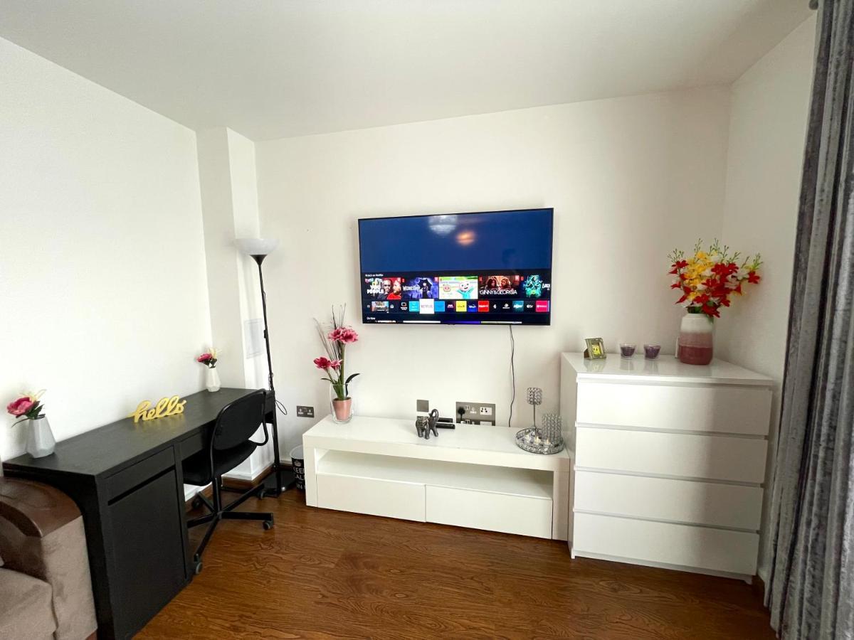 Appartement Stratford Luxury House, 5 Minutes Walk Station, Westfield, 3 Bedrooms 3 Bathrooms, Reception, Garden, Parking Londres