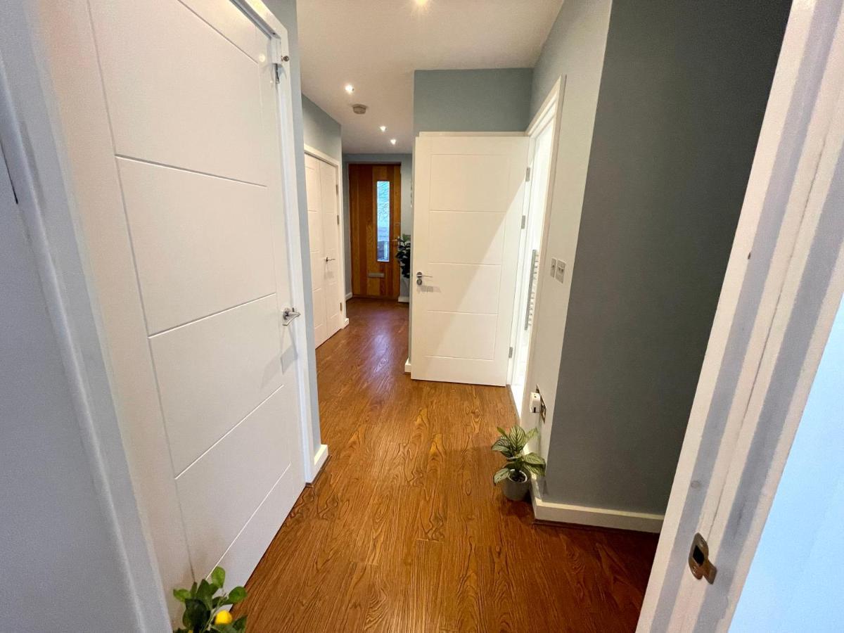 Stratford Luxury House: Spacious Garden Retreat Near Westfield * Londres