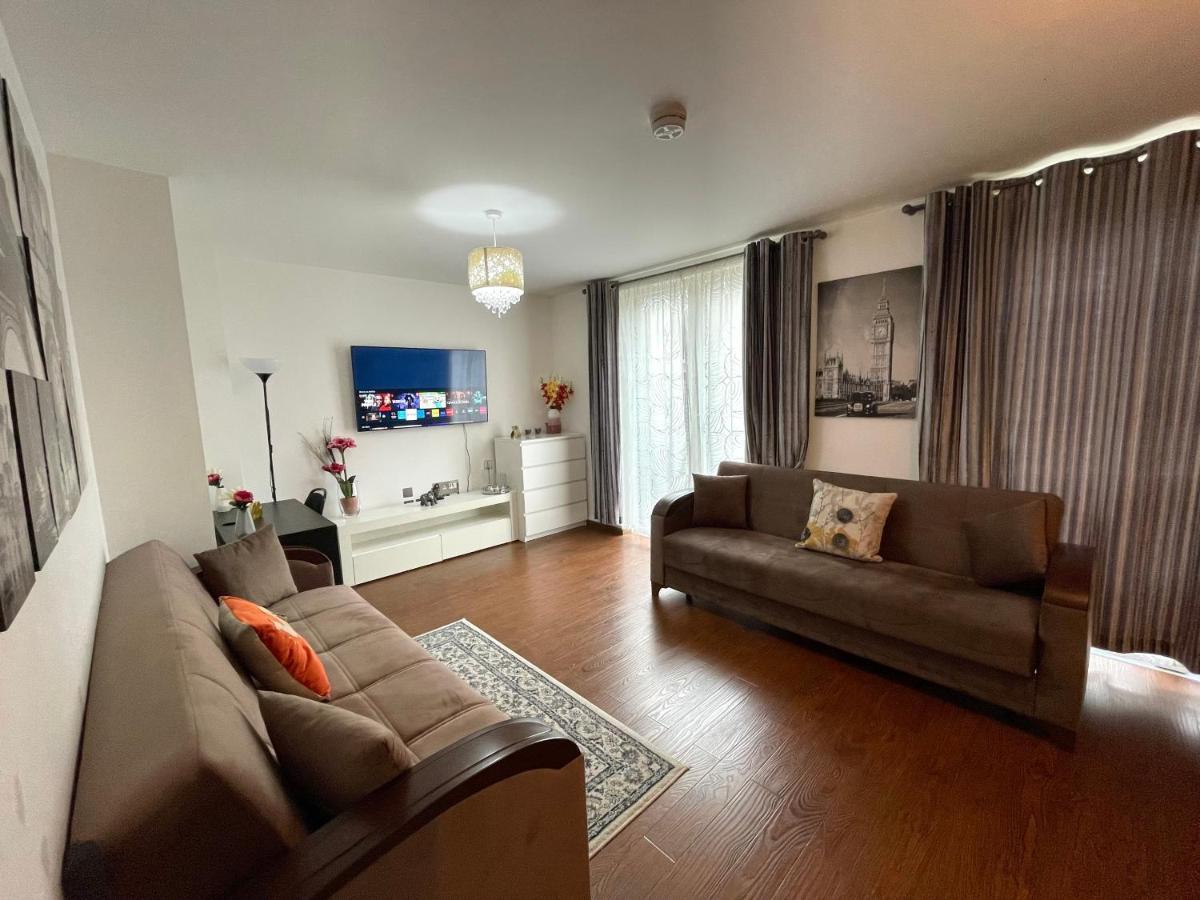 Stratford Luxury House: Spacious Garden Retreat Near Westfield * Londres