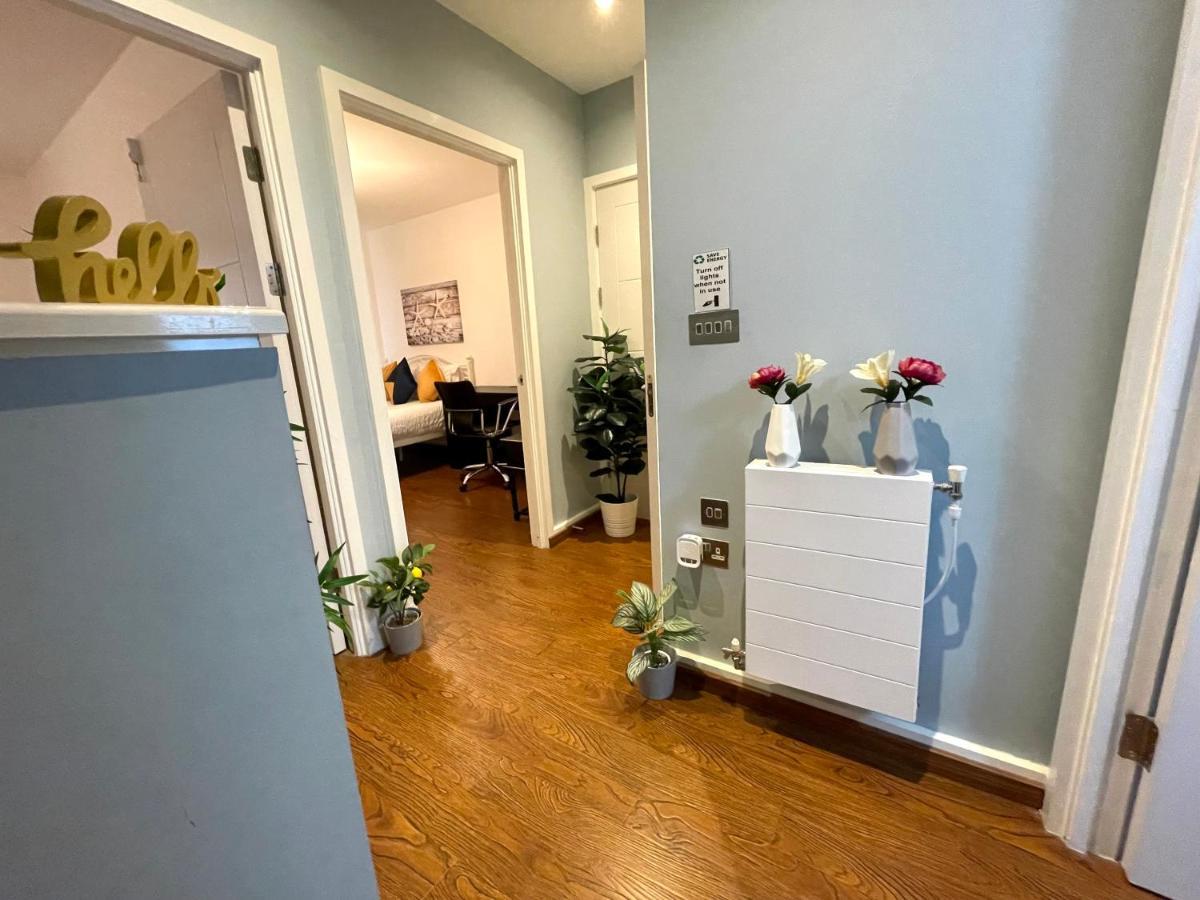 Appartement Stratford Luxury House, 5 Minutes Walk Station, Westfield, 3 Bedrooms 3 Bathrooms, Reception, Garden, Parking *