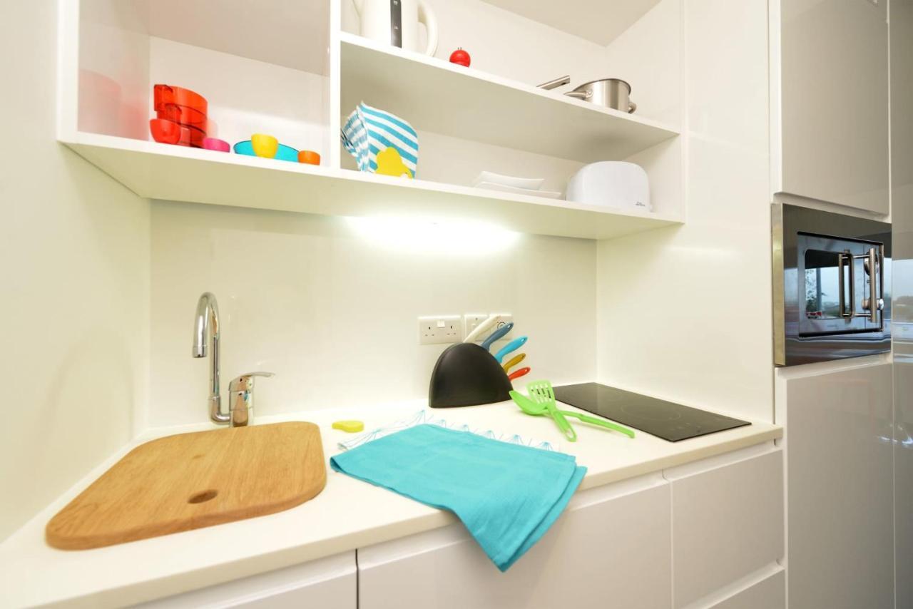For Students Only Spacious At Flinders House Located In London