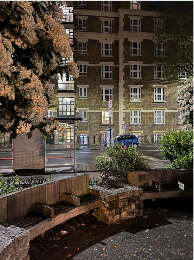 Tower Bridge! Immaculate One Bed Londres