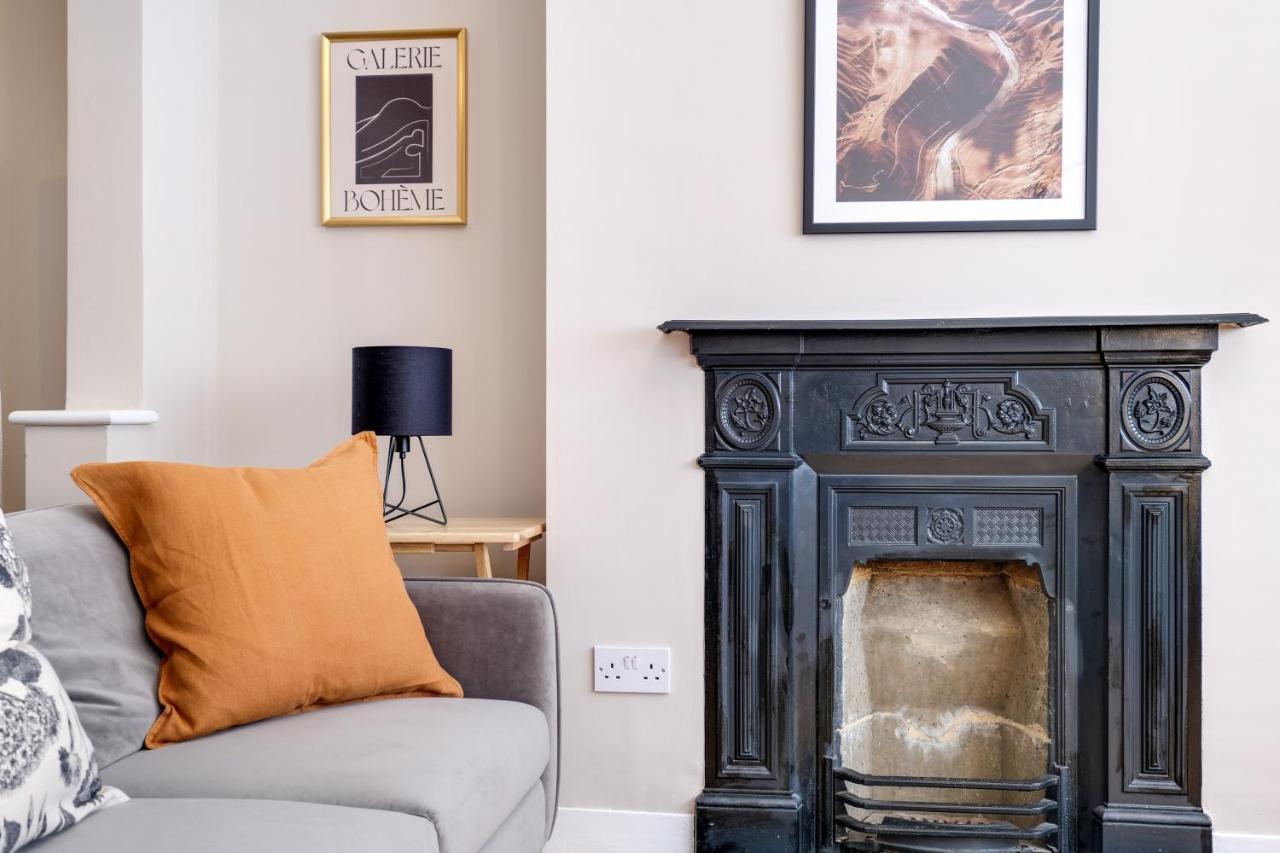 Ferienhaus Luxury 3 Bedroom 2 Bathroom House, Fulham By 360stays *