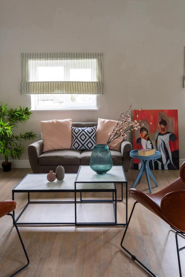 Beautiful New 2 Bed Flat - 5 August House *
