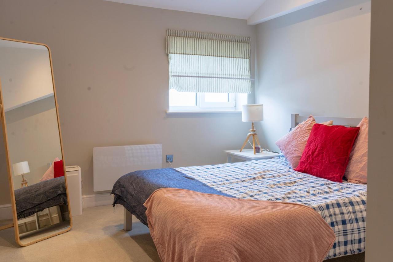 Beautiful New 2 Bed Flat - 5 August House *