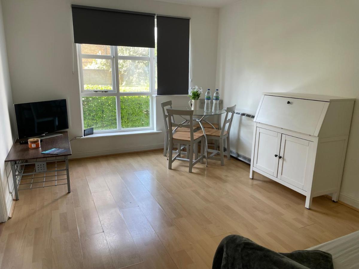Apartamento Surrey Docks Se16 Near Canada Water N Easy Access Canary Wharf Londres
