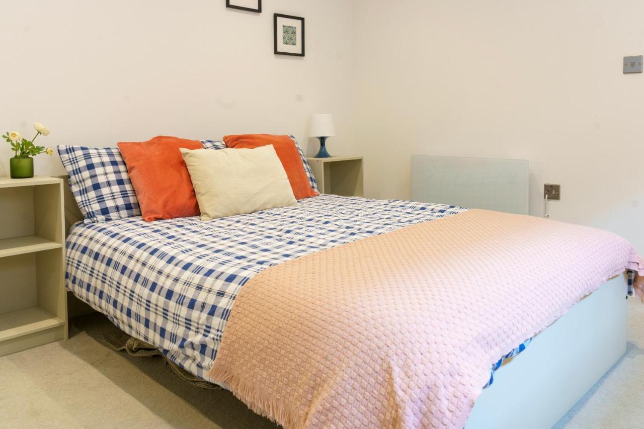Gorgeous New 2 Bed Flat - 2 August House Apartamento *