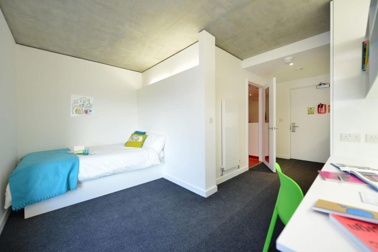 For Students Only Spacious At Flinders House Located In * London